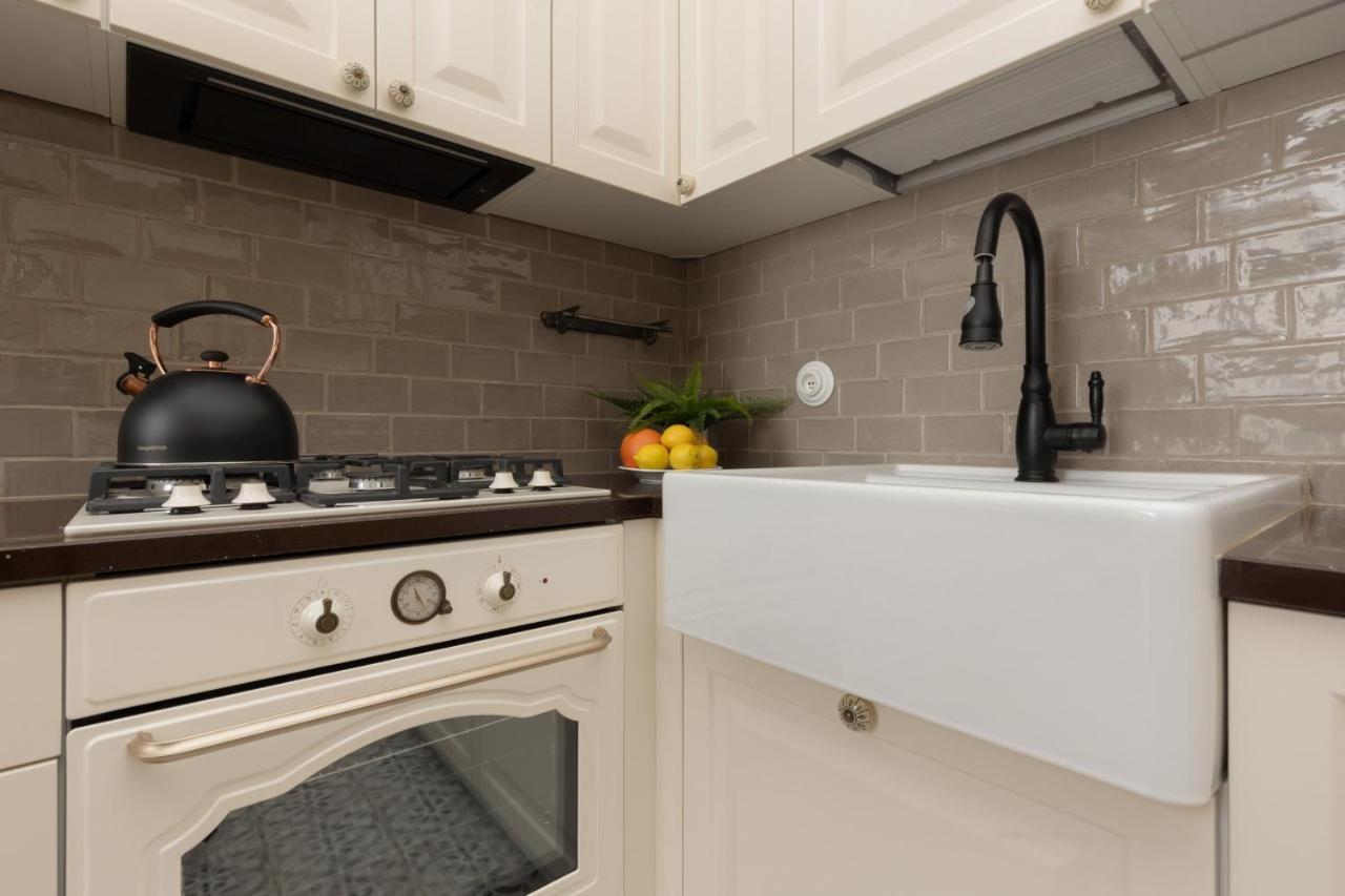 Metro Rondo Onz Apartment By Noclegi Renters Warsaw Ngoại thất bức ảnh